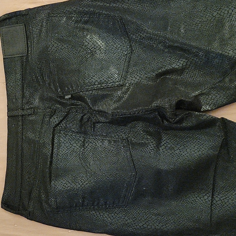 LEVI'S PREMIUM Black Snakeskin Mile High Stretch Jeans - Picture 7 of 10